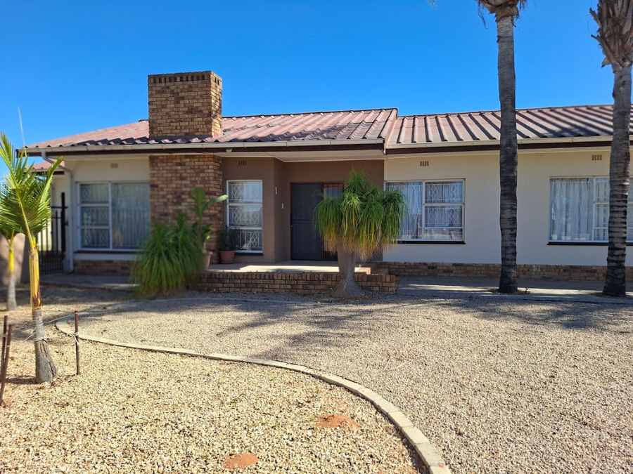 3 Bedroom Property for Sale in Vredendal Western Cape